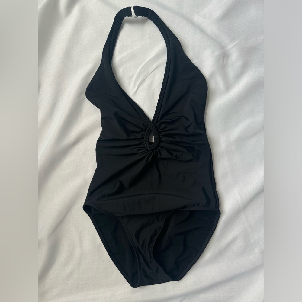 SHAPEFX SWIM ONE PIECE SWIM BLACK SIZE 6 WITH V CUT